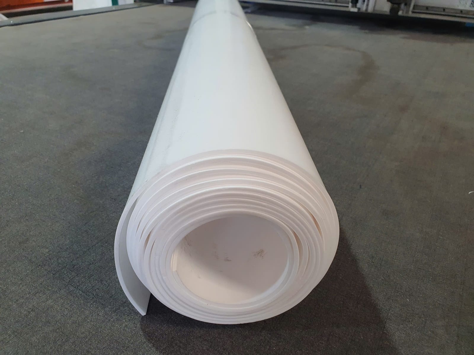 Teflon công thức hoá học (C2F4)n: công thức cấu tạo và phản ứng trùng hợp