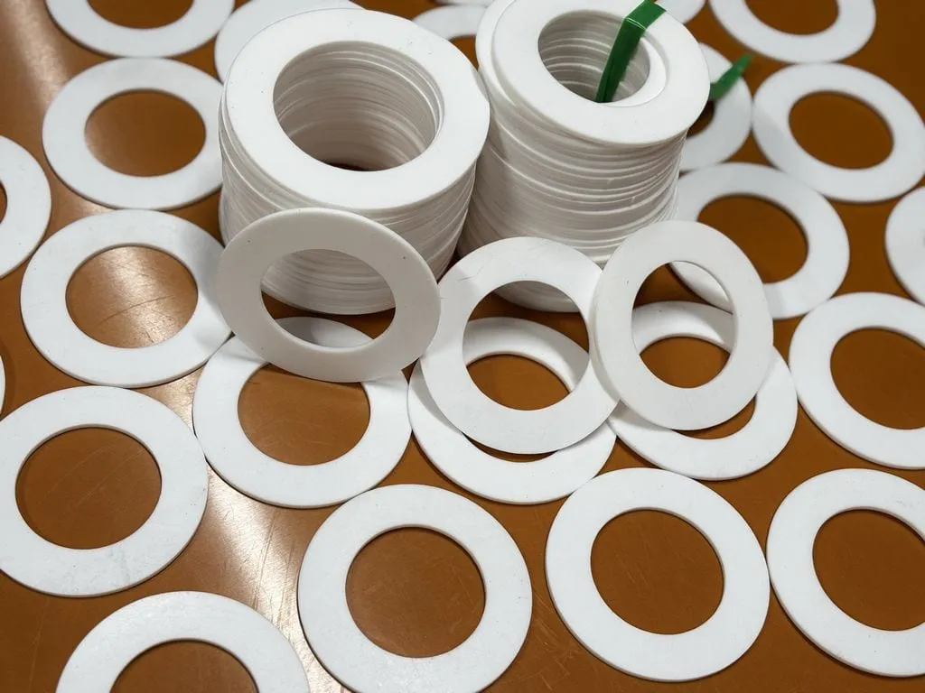 Gioăng teflon vòng lớn trên bàn máy cắt