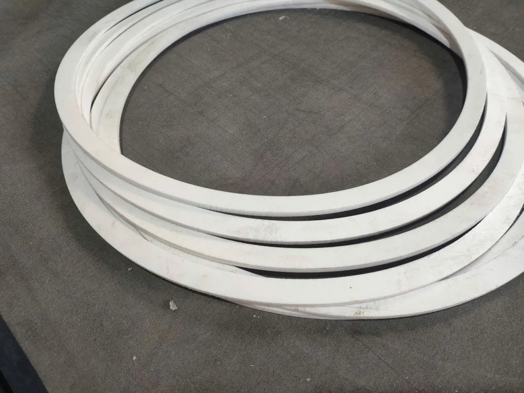 Nhiều vòng gioăng teflon lớn xếp chồng