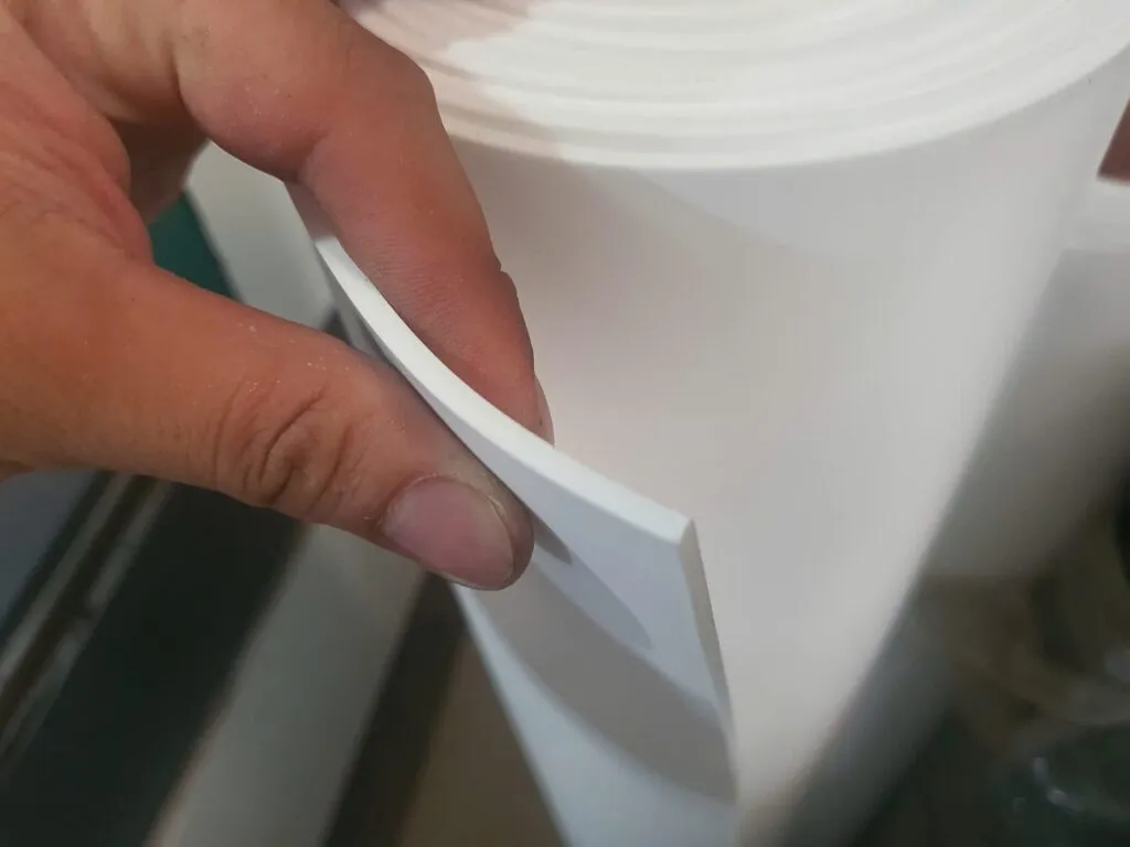 Tay uốn nhẹ tấm teflon trắng dày